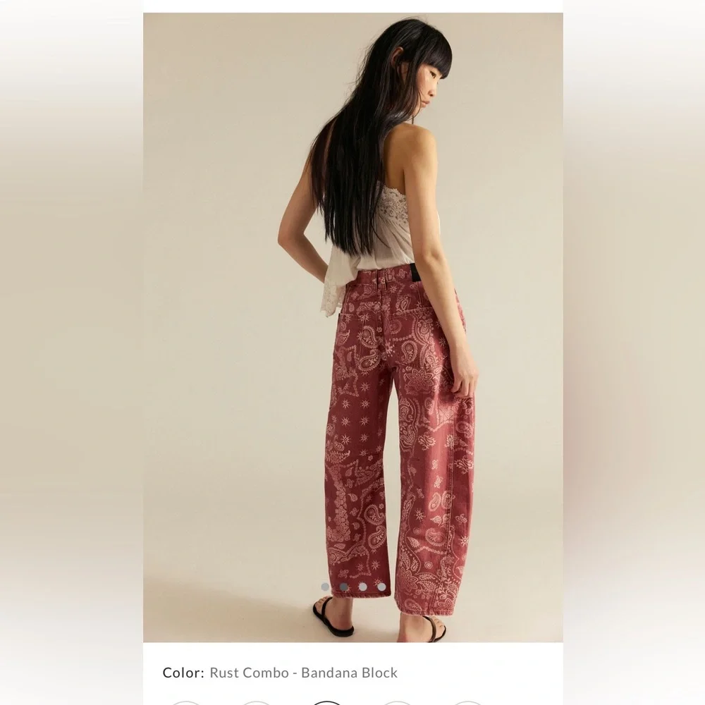 We The Free Free People Good Luck Printed Barrel Jeans EUC - Picture 2 of 12